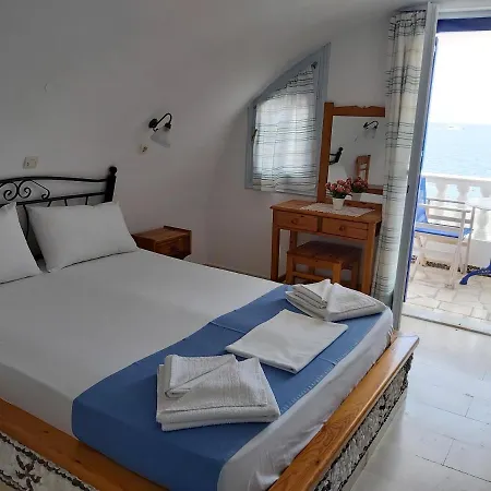 Stavros Perivolos (Santorini)
