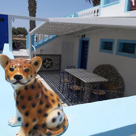 Stavros Hotel *