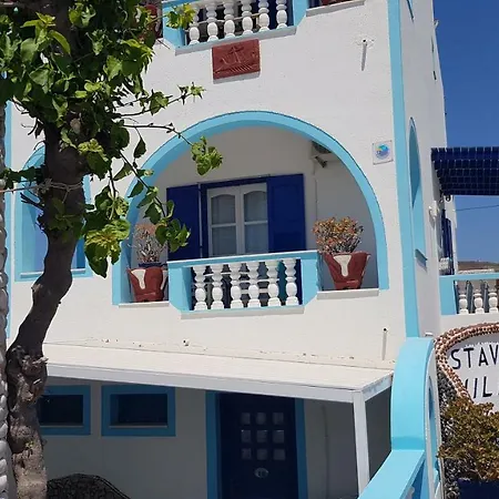 Stavros Hotel *