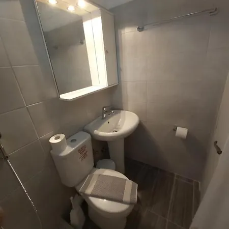 Stavros Hotel *